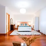 Pensionat Casa Tome De Sousa Rates
