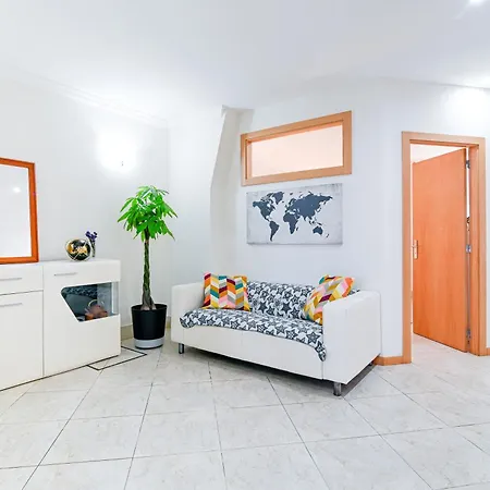 Pensión Casa Tomé De Sousa *