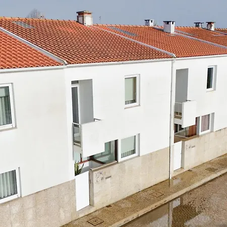Pensión Casa Tomé De Sousa *