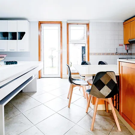 Casa Tomé De Sousa Pensión Rates